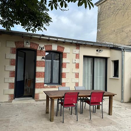 Petit Gite Avec Terrasse Thouarcé Exteriör bild