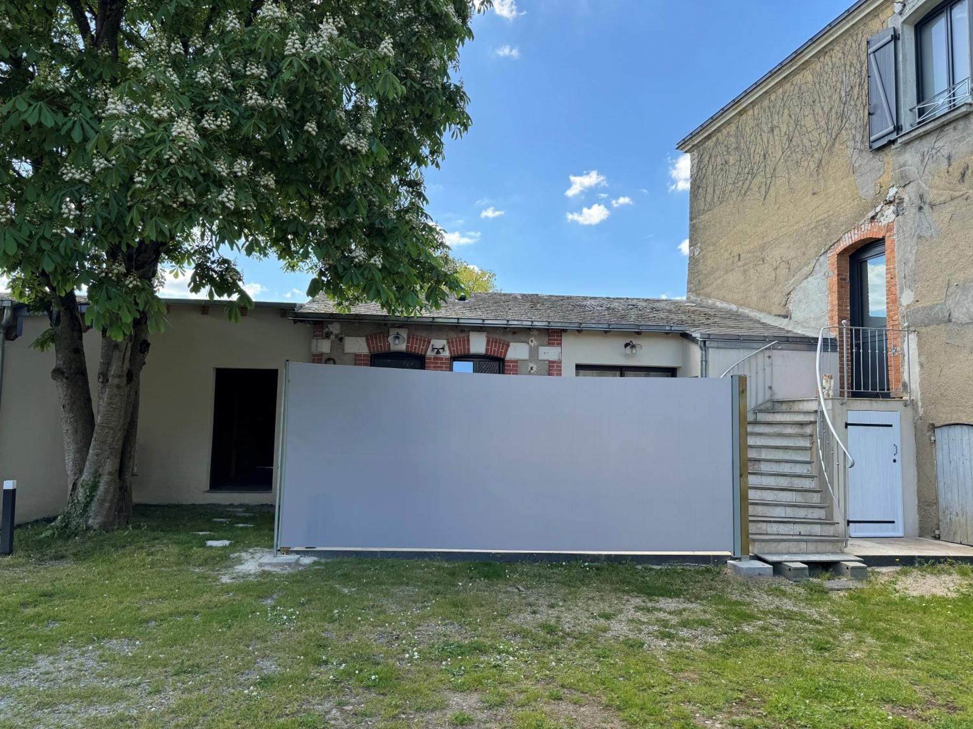 Petit Gite Avec Terrasse Thouarcé Exteriör bild